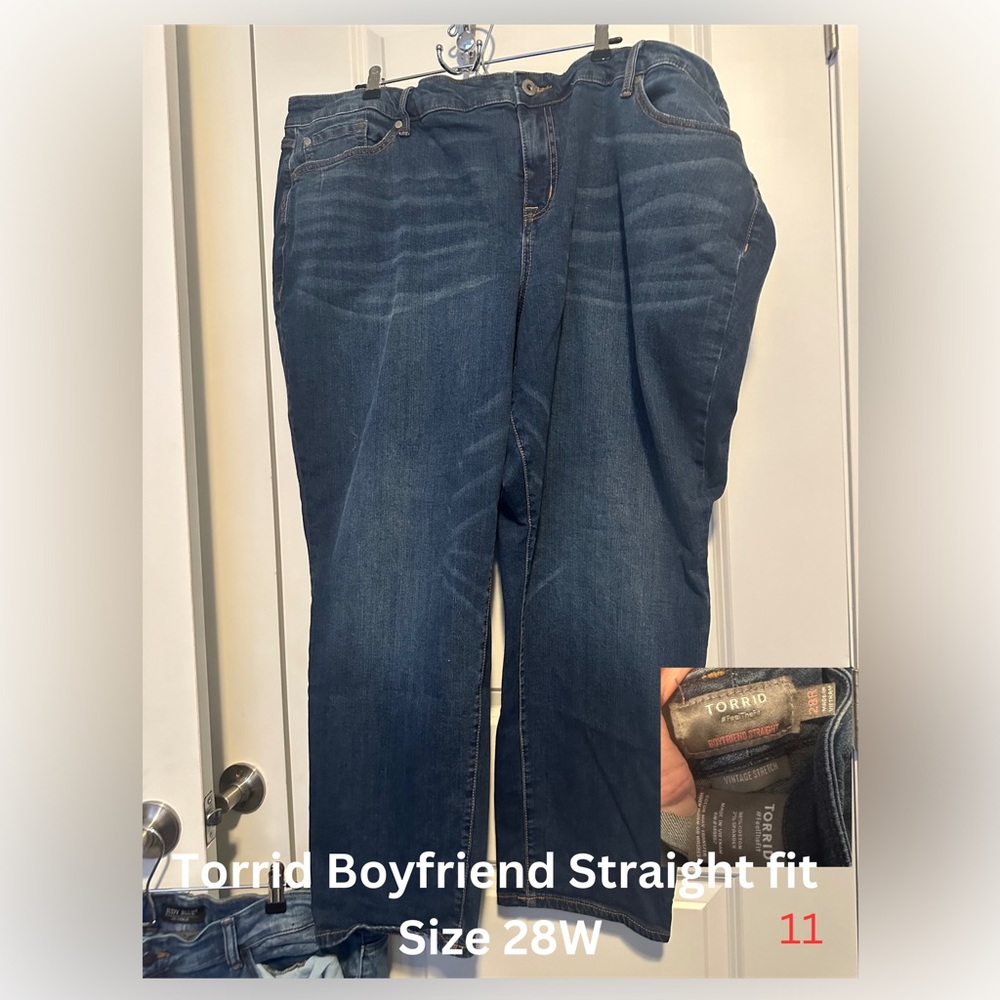 Torrid size 28W Boyfriend straight fit